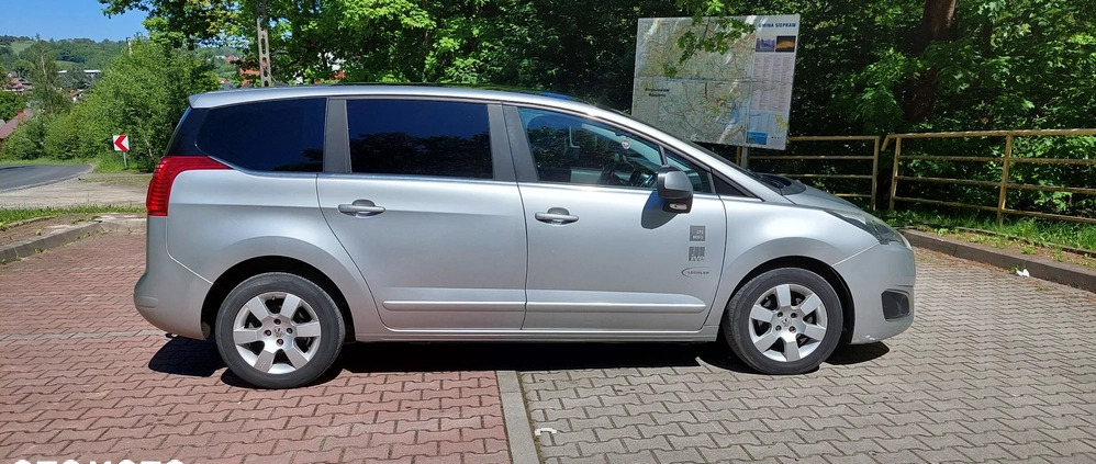 Peugeot 5008 cena 28400 przebieg: 299000, rok produkcji 2013 z Zakliczyn małe 254